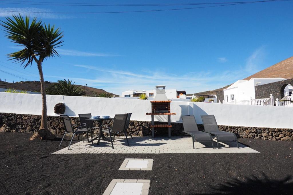 Private Apartment With Mountain And Sea Views, La Asomada, Lanzarote Tías Zewnętrze zdjęcie
